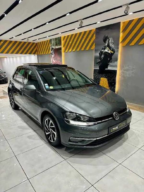 Volkswagen Golf 7, 2020