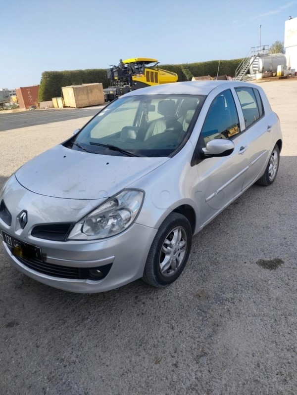 Renault Clio avec ABS