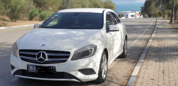 Mercedes-Benz Classe A avec Climatisation